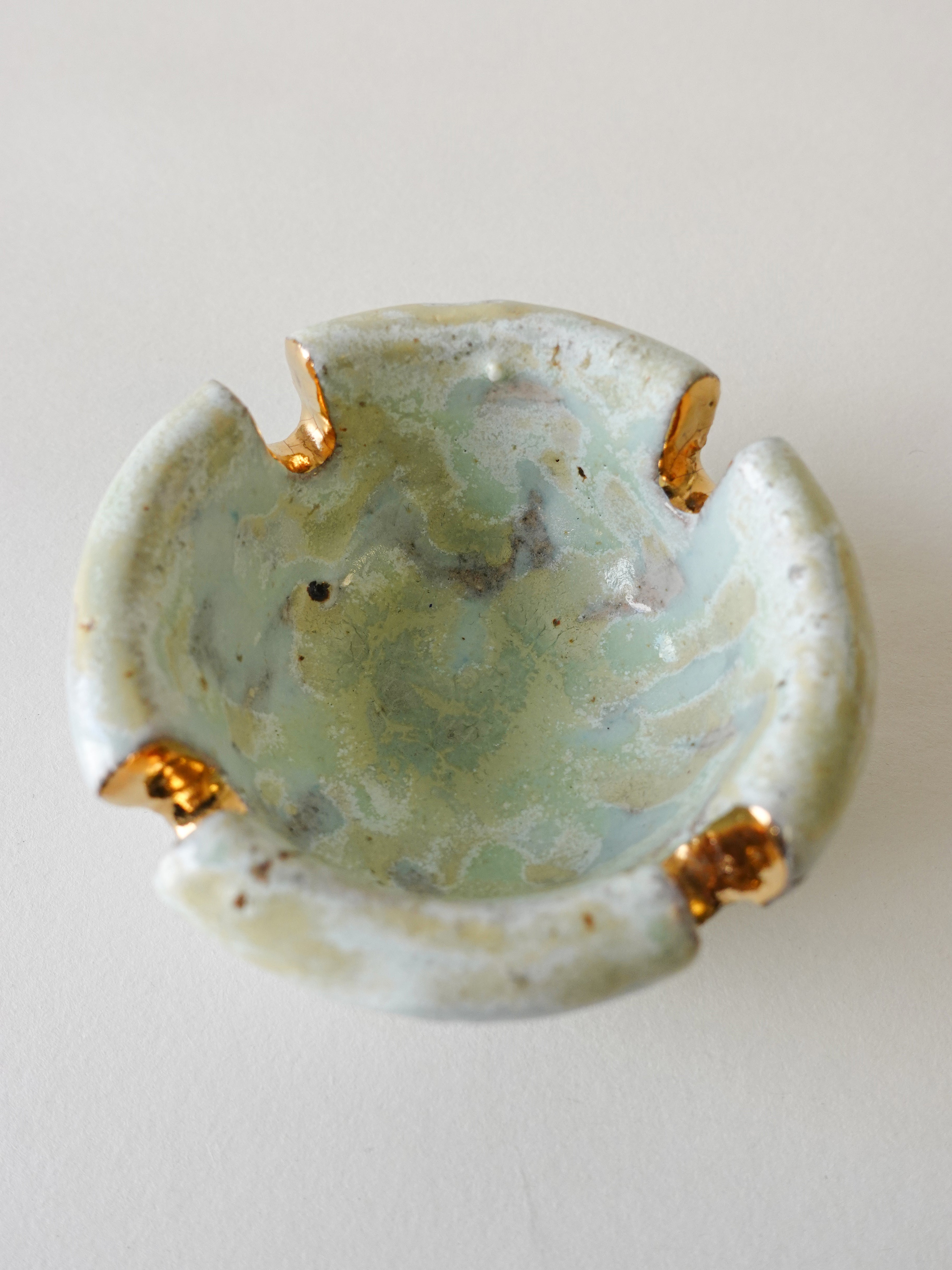 Ashtray #04